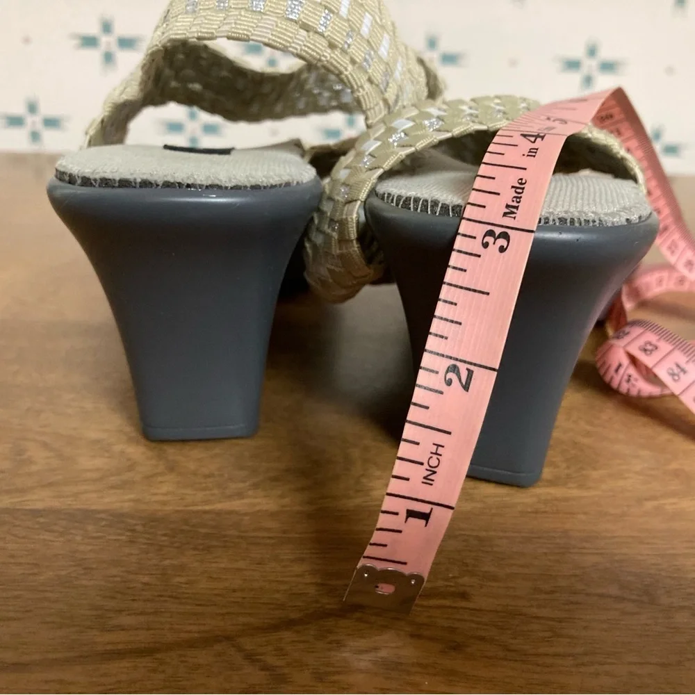 5/$15 Steven by Steve Madden Tan, Silver, & White Weave-like Sandals